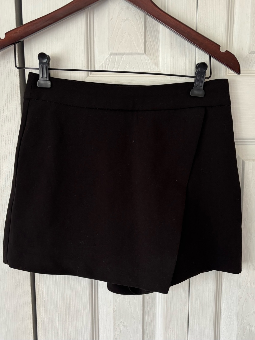 Dynamite Black Skort Size 0